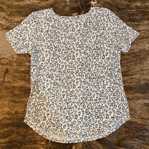 Leopard Print Short Sleeve Tee - Cream and Gray